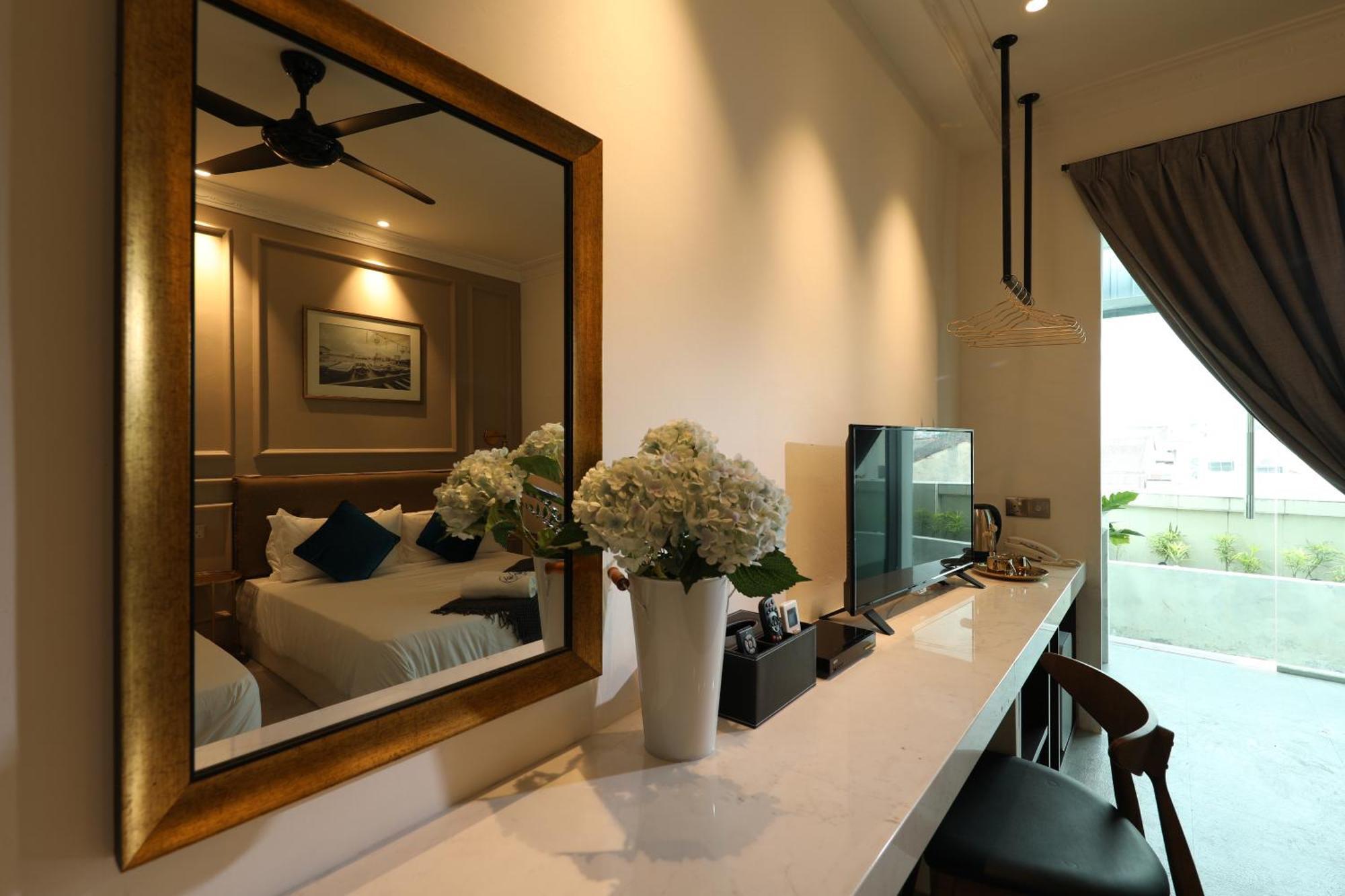 Manhattan Residence By Reunion George Town Bagian luar foto